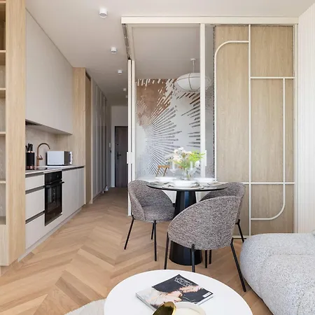 Elegant In With Gym, Sauna & Cinema By Renters شقة *