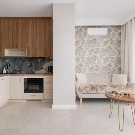 Elegant In With Gym, Sauna & Cinema By Renters شقة