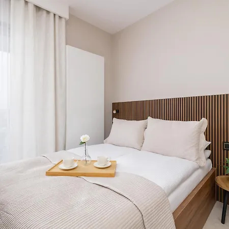 Elegant In With Gym, Sauna & Cinema By Renters شقة *