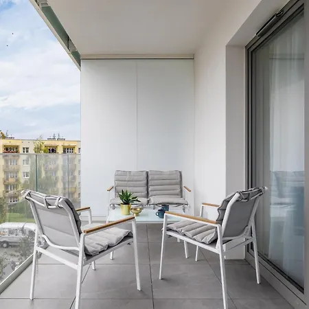 Elegant In With Gym, Sauna & Cinema By Renters